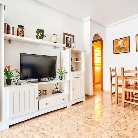 Espanhouse David 2 Bedroom Apartment Torrevieja With Pool Luaran gambar