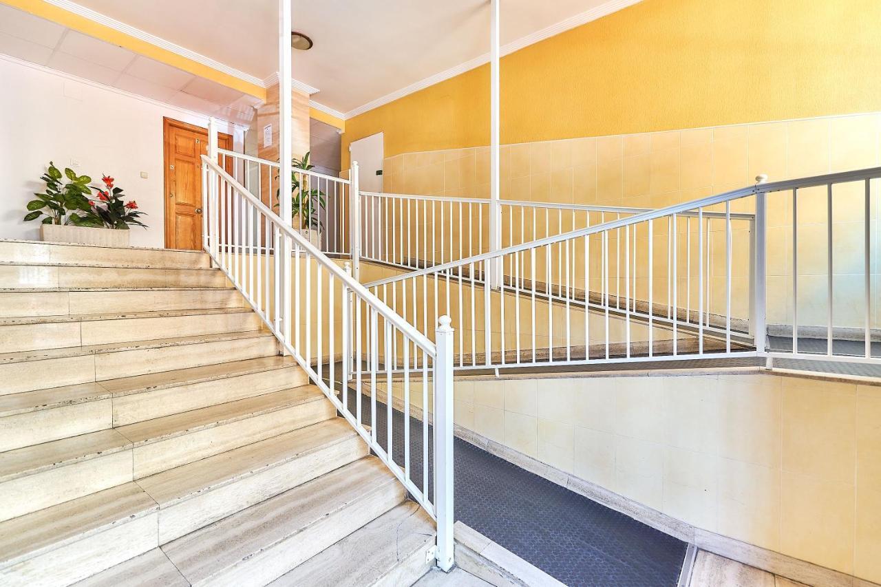 Espanhouse David 2 Bedroom Apartment Torrevieja With Pool Luaran gambar